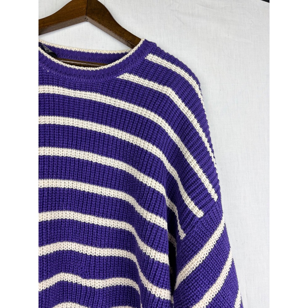 Chaus Sport L Purple White Striped Oversized Chunky Knit Crewneck Sweater - Picture 4 of 14